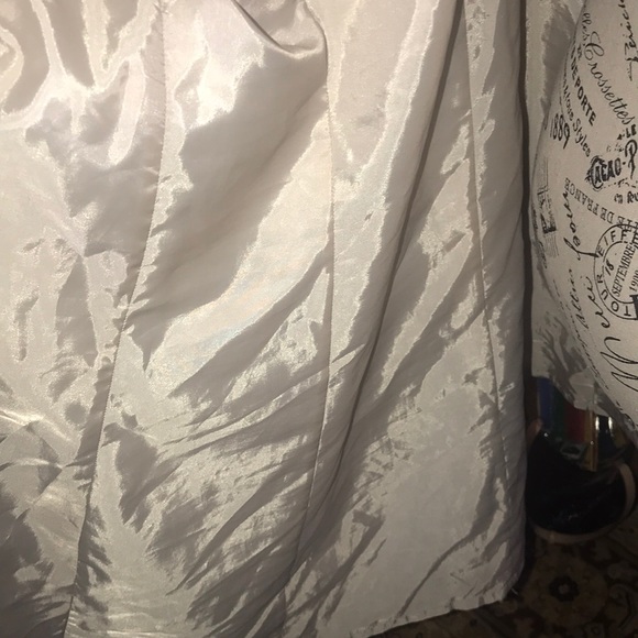 🦋Laundry by Shelli Segal Raincoat🦋 - Picture 9 of 11